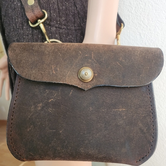 Distressed Rustic INDIE SLEEZE  DENNIS KNIGHT LEATHER crossbody, EUC - Picture 6 of 16
